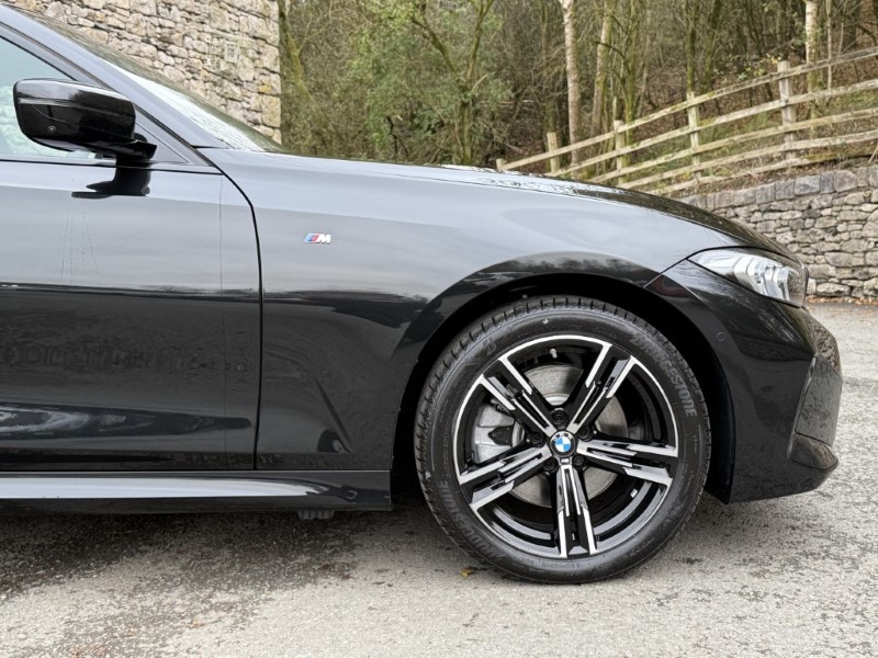  BMW 3 SERIES 330e M Sport 4dr Saloon 3660944