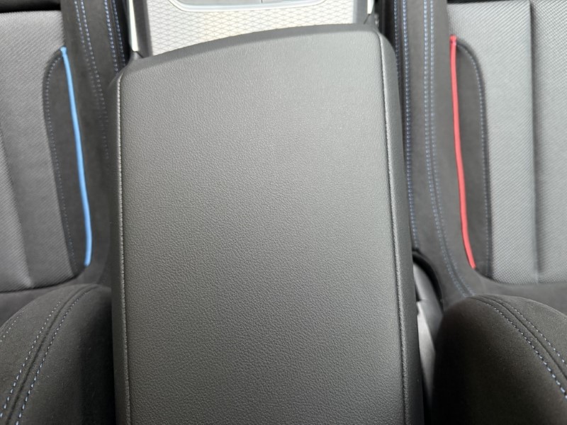  BMW 3 SERIES 330e M Sport 4dr Saloon 3660876