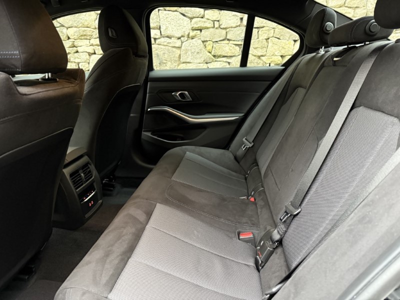  BMW 3 SERIES 330e M Sport 4dr Saloon 3660901