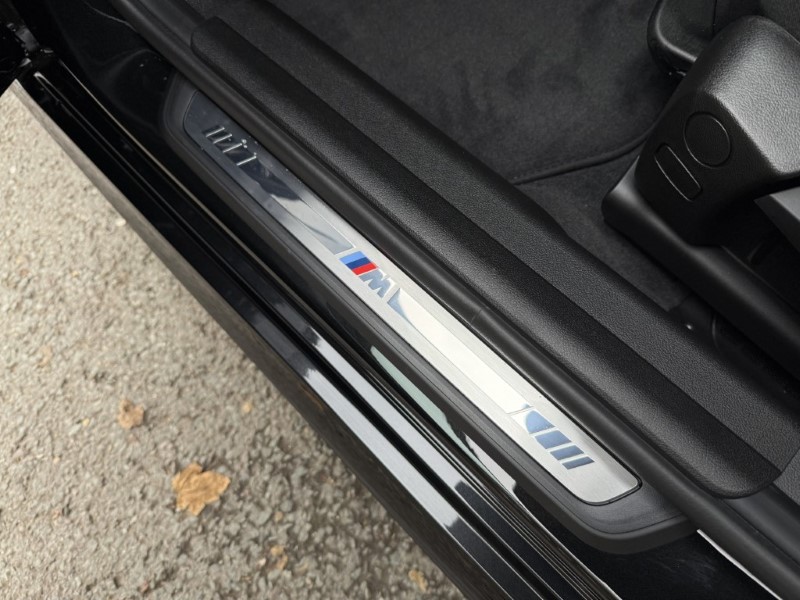  BMW 3 SERIES 330e M Sport 4dr Saloon 3660900