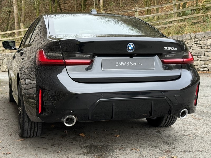  BMW 3 SERIES 330e M Sport 4dr Saloon 3660859