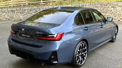 BMW 3 SERIES 320i M Sport 4dr Saloon 3662088