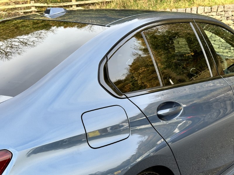  BMW 3 SERIES 320i M Sport 4dr Saloon 3662089