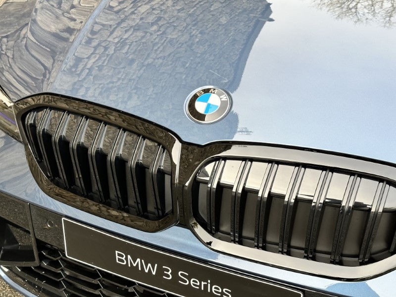  BMW 3 SERIES 320i M Sport 4dr Saloon 3662057