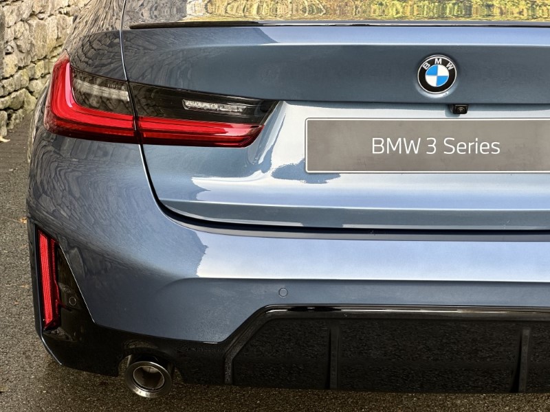  BMW 3 SERIES 320i M Sport 4dr Saloon 3662014