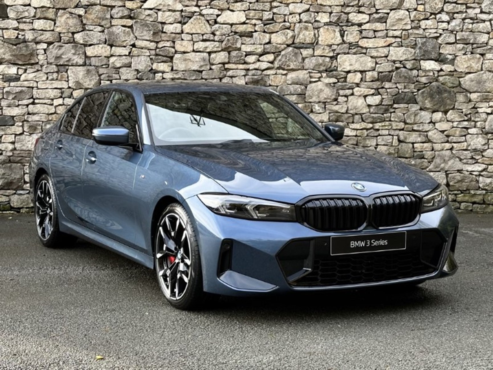New BMW 3 SERIES 320i M Sport 4dr Saloon Arctic Race Blue metallic - £ ...