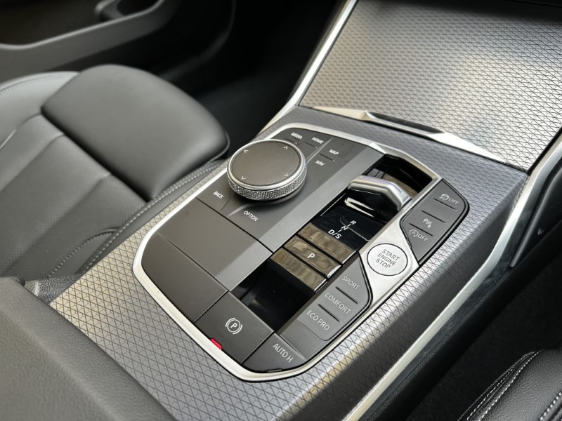  BMW 3 SERIES 320i M Sport 4dr Saloon 3662030