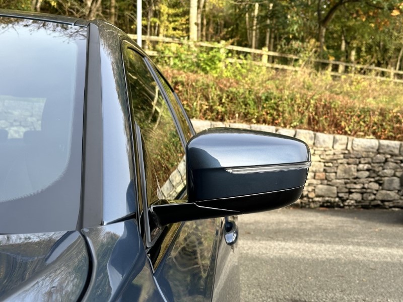  BMW 3 SERIES 320i M Sport 4dr Saloon 3662064