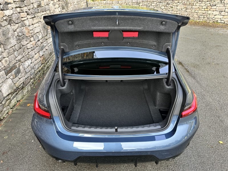  BMW 3 SERIES 320i M Sport 4dr Saloon 3662013