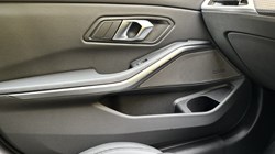 BMW 3 SERIES 320i M Sport 4dr Saloon 3662032