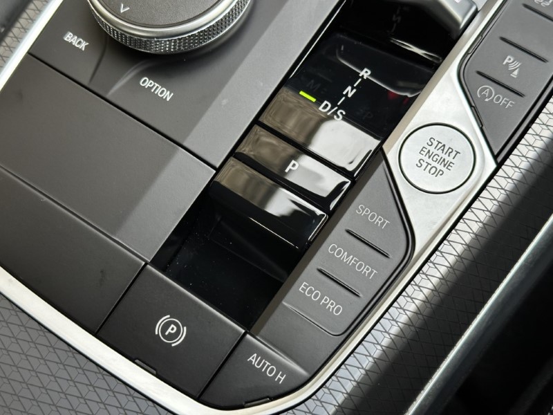  BMW 3 SERIES 320i M Sport 4dr Saloon 3662041