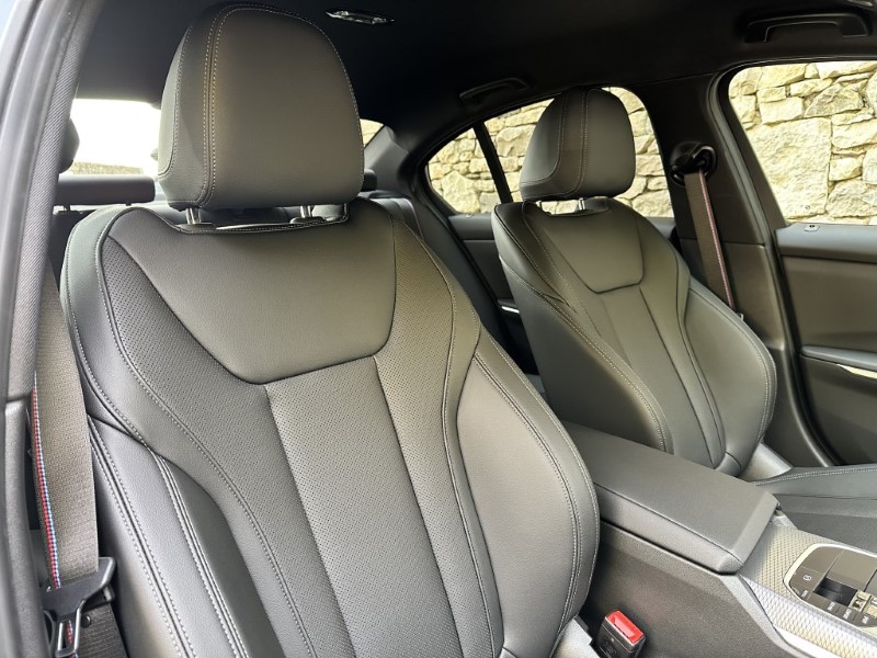  BMW 3 SERIES 320i M Sport 4dr Saloon 3662021