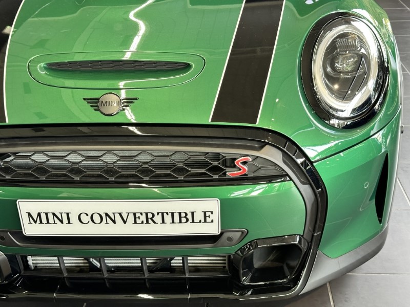  MINI CONVERTIBLE 2.0 Cooper S Exclusive 2dr Auto 3617518