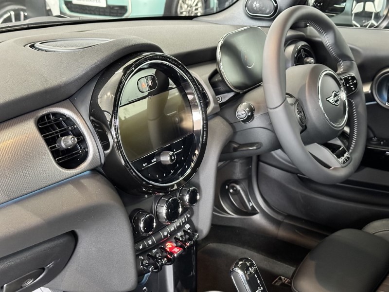  MINI CONVERTIBLE 2.0 Cooper S Exclusive 2dr Auto 3617536