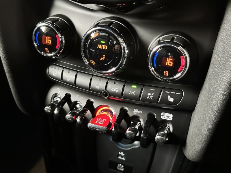  MINI CONVERTIBLE 2.0 Cooper S Exclusive 2dr Auto 3617554