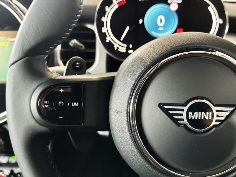  MINI CONVERTIBLE 2.0 Cooper S Exclusive 2dr Auto 3617551