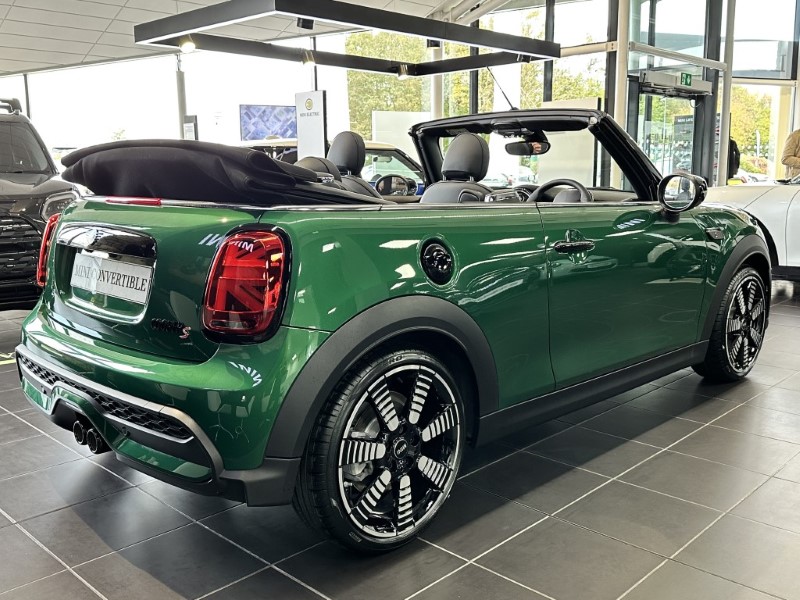  MINI CONVERTIBLE 2.0 Cooper S Exclusive 2dr Auto 3617527
