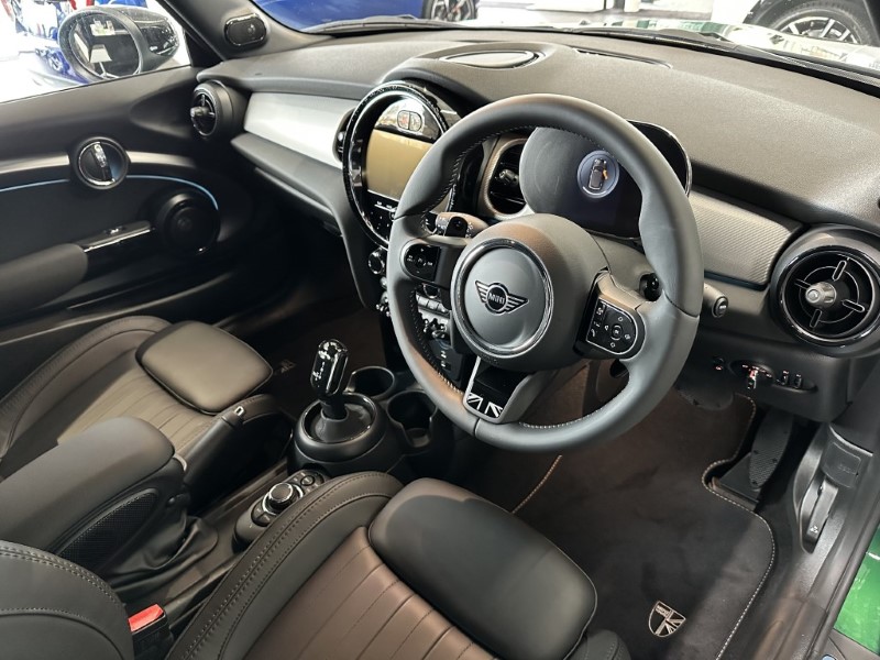  MINI CONVERTIBLE 2.0 Cooper S Exclusive 2dr Auto 3617531