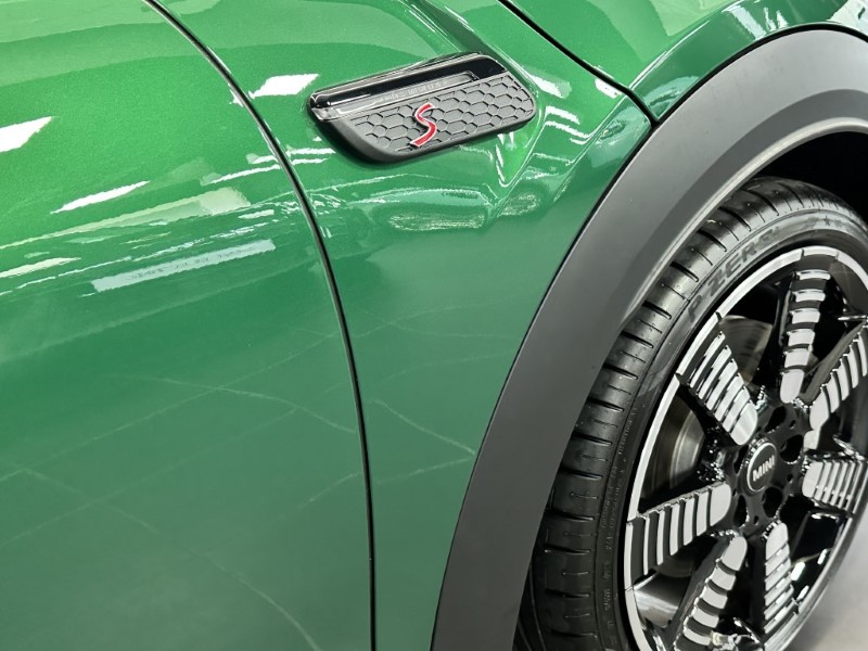  MINI CONVERTIBLE 2.0 Cooper S Exclusive 2dr Auto 3617526