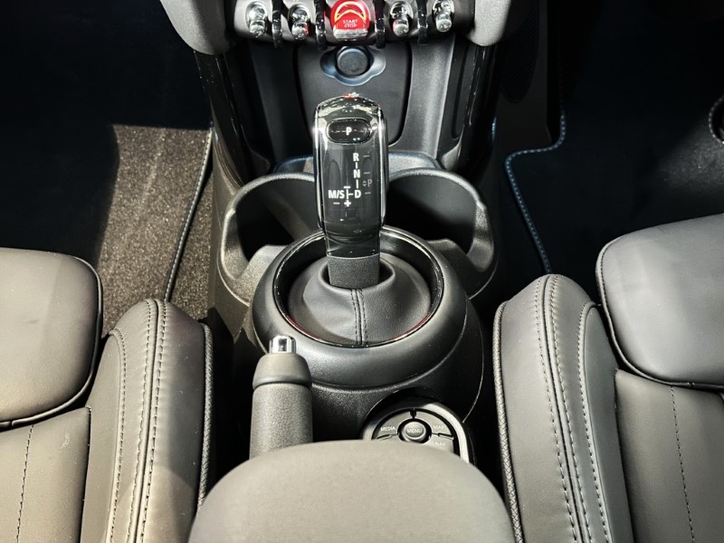  MINI CONVERTIBLE 2.0 Cooper S Exclusive 2dr Auto 3617543