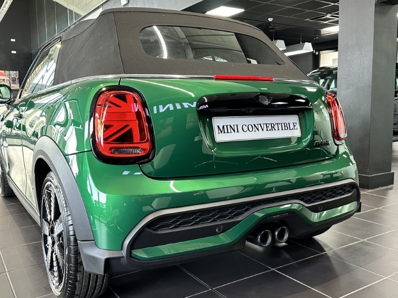  MINI CONVERTIBLE 2.0 Cooper S Exclusive 2dr Auto 3617528