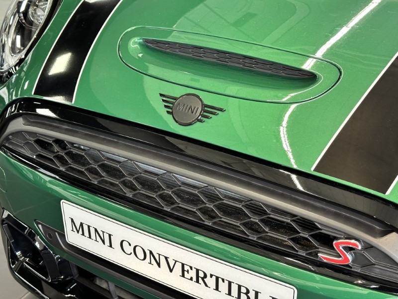  MINI CONVERTIBLE 2.0 Cooper S Exclusive 2dr Auto 3617519