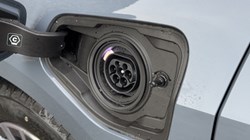 BMW 2 SERIES 230e xDrive Luxury 5dr DCT 3805944