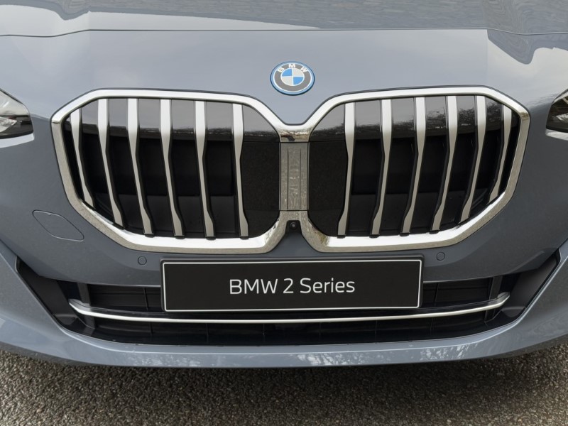  BMW 2 SERIES 230e xDrive Luxury 5dr DCT 3805959