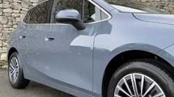 BMW 2 SERIES 230e xDrive Luxury 5dr DCT 3805970