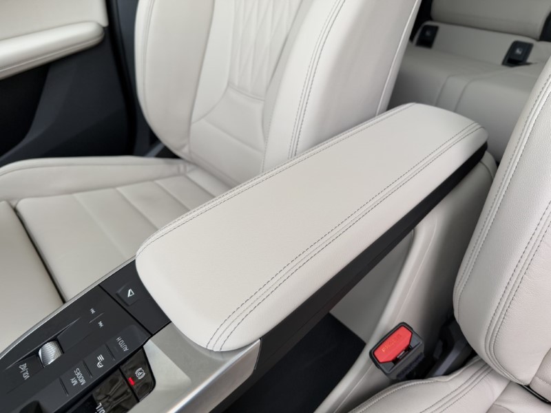  BMW 2 SERIES 230e xDrive Luxury 5dr DCT 3805935