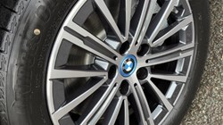 BMW 2 SERIES 230e xDrive Luxury 5dr DCT 3805967