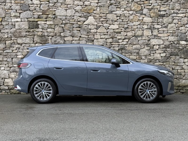  BMW 2 SERIES 230e xDrive Luxury 5dr DCT 3805901