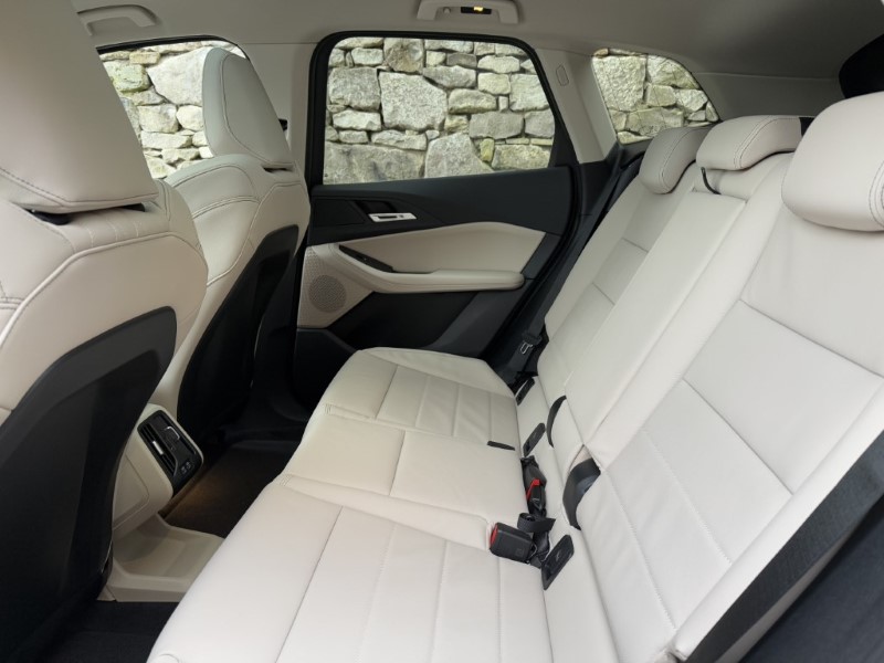  BMW 2 SERIES 230e xDrive Luxury 5dr DCT 3805937