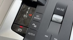 BMW 2 SERIES 230e xDrive Luxury 5dr DCT 3805921