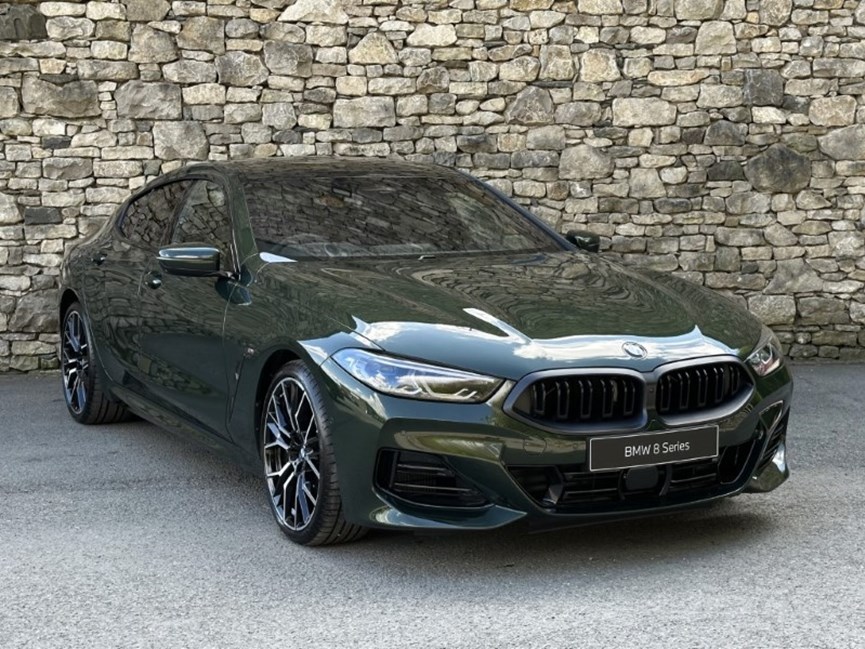 BMW 8 SERIES