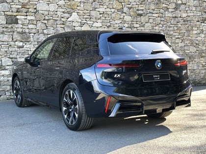 BMW iX xDrive45 M Sport