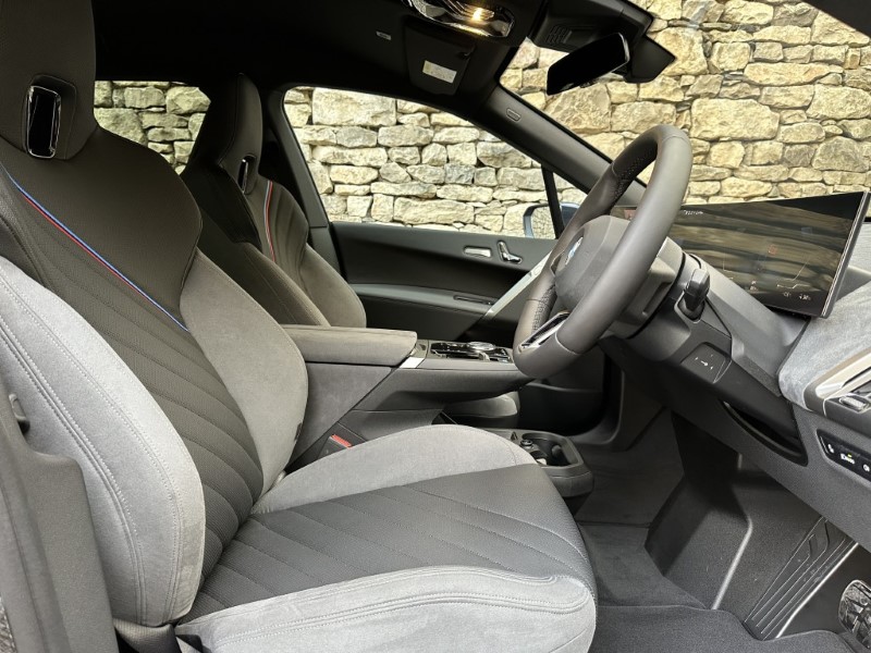  BMW iX 300kW xDrive45 M Sport 101kWh 5dr Auto 4717634