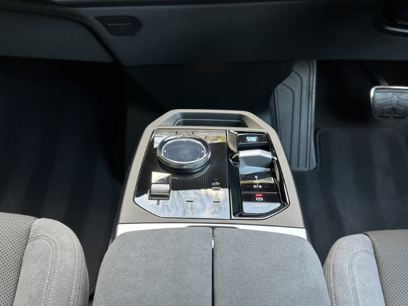 2026 (75) BMW iX 300kW xDrive45 M Sport 101kWh 5dr Auto 4698992