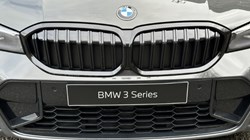 BMW 320i M Sport Saloon 4953627