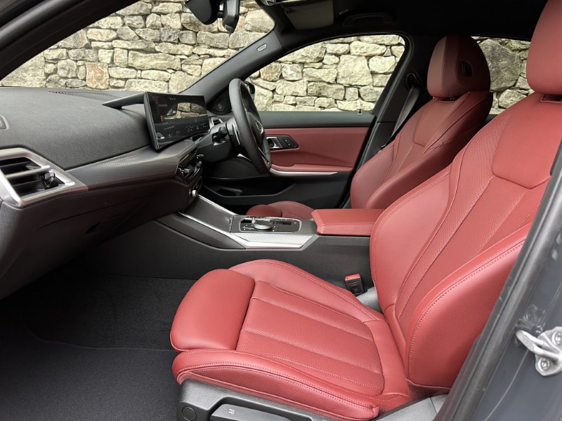  BMW 320i M Sport Saloon 4953598