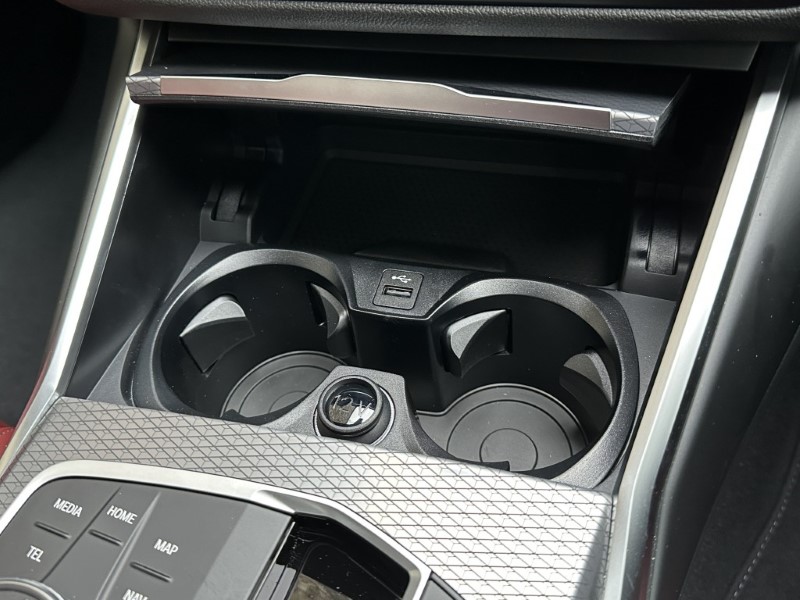  BMW 320i M Sport Saloon 4953586