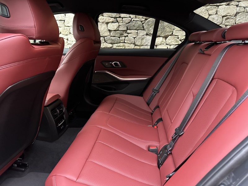  BMW 320i M Sport Saloon 4953597