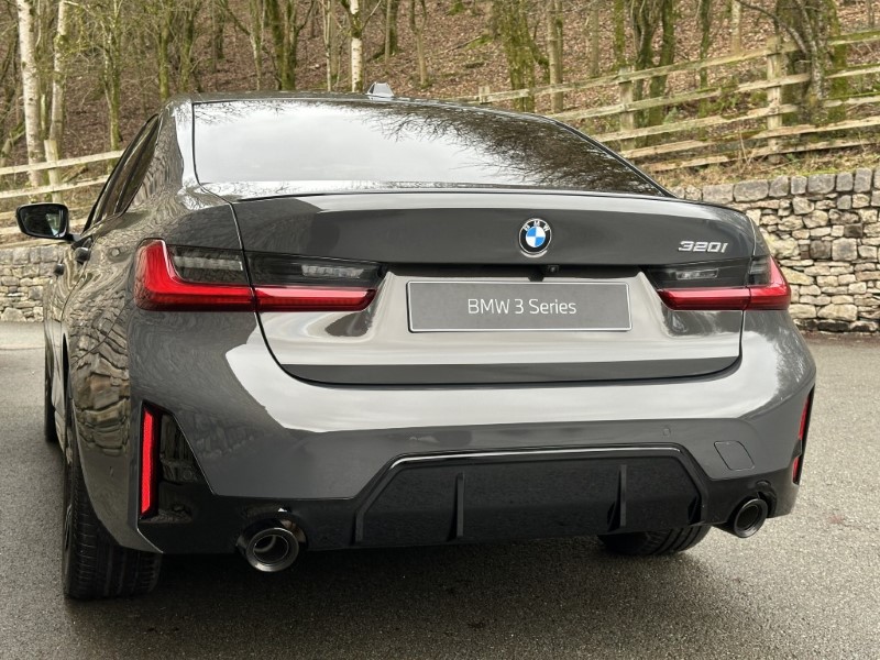  BMW 320i M Sport Saloon 4953565