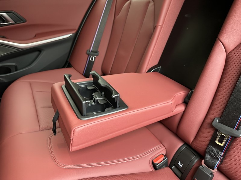  BMW 320i M Sport Saloon 4953612