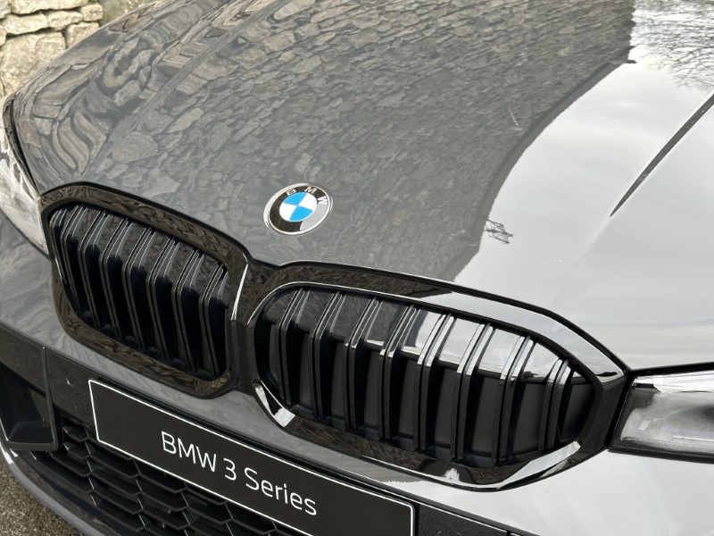  BMW 320i M Sport Saloon 4953596