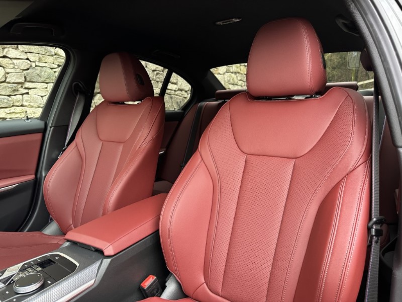  BMW 320i M Sport Saloon 4953601