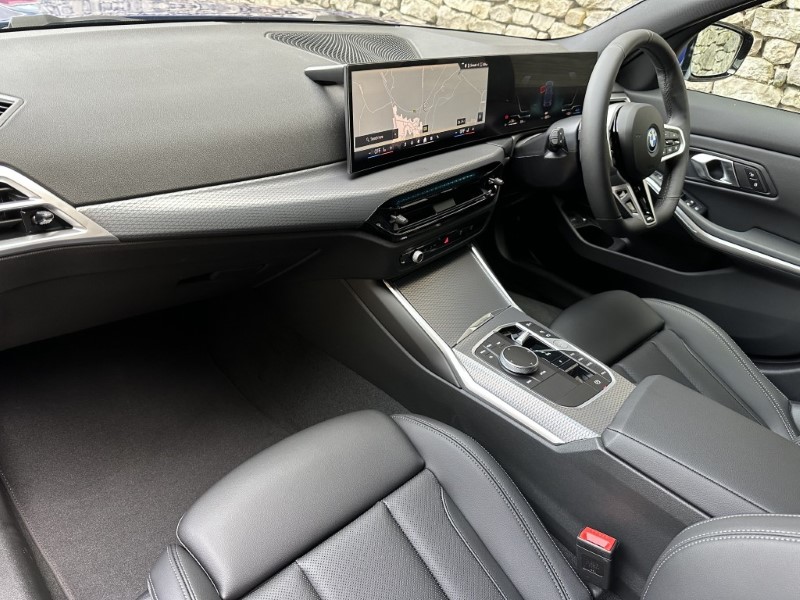  BMW 3 SERIES 330e 22.3 kWh M Sport 4dr Step Auto 4712810
