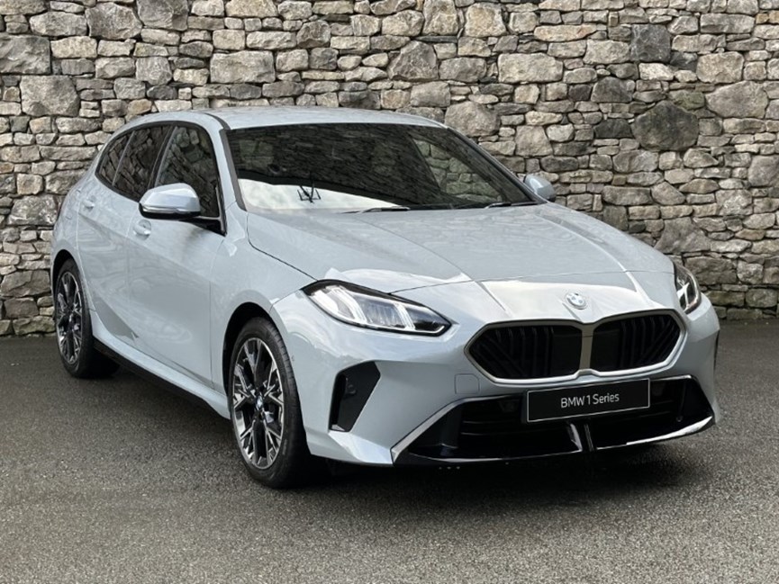 BMW 1 SERIES