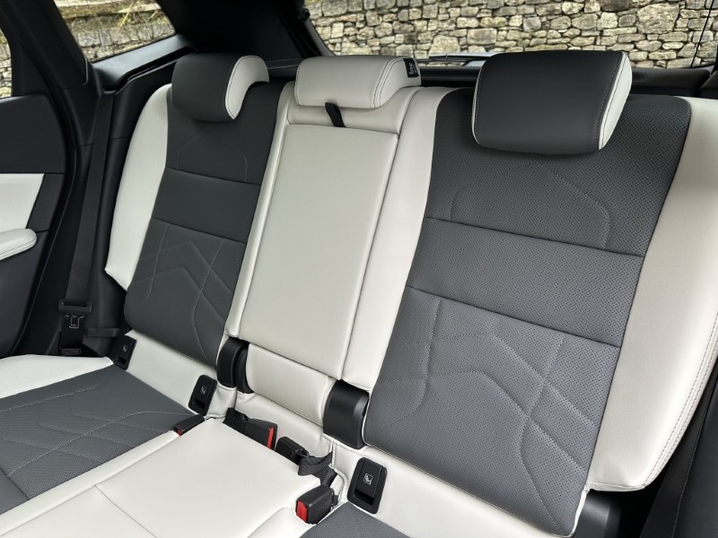  BMW 2 SERIES 220i MHT M Sport 5dr DCT 4871709