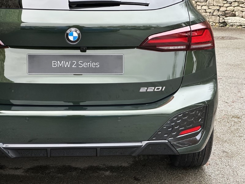  BMW 2 SERIES 220i MHT M Sport 5dr DCT 4871666